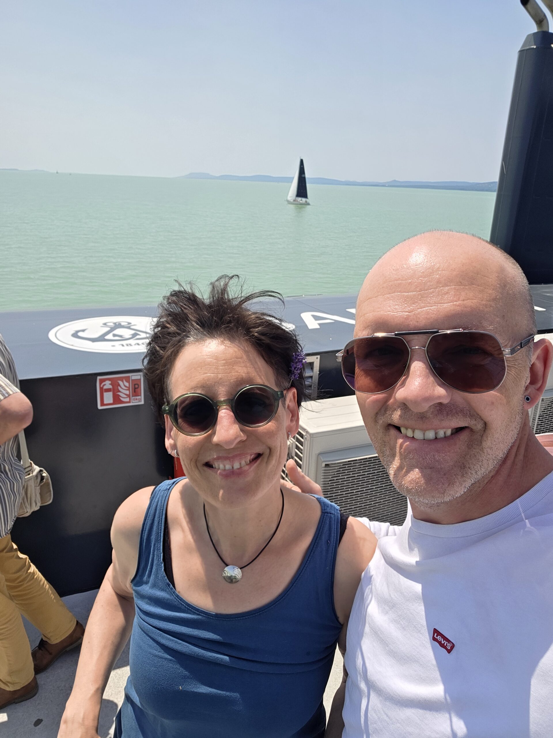 Von Balatonkenese über Tihany nach Budapest